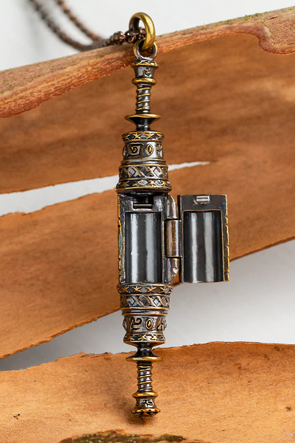 Elders Scrolls Skyrim Hinged Necklace